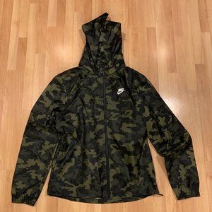 Camo Nike Windbreaker Size Medium